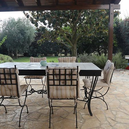 Il Grandangolo Valenzano Bagian luar foto